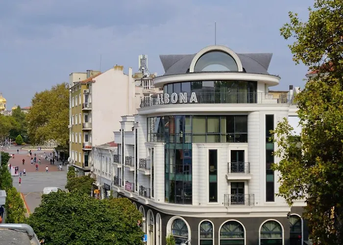 Attic - атик студио * Варна