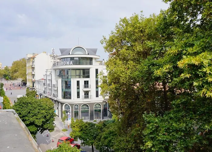 Attic - атик студио Варна