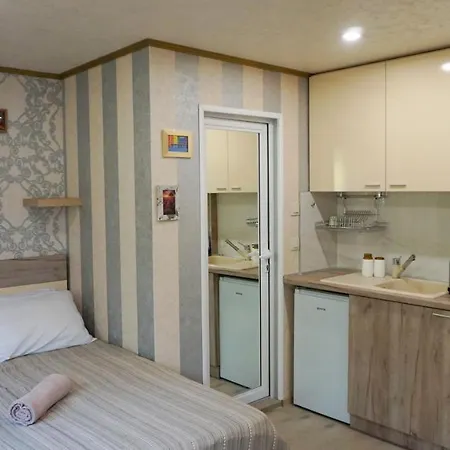 Attic - атик студио Apartament