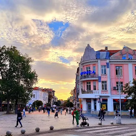 Apartman Attic - атик студио Várna