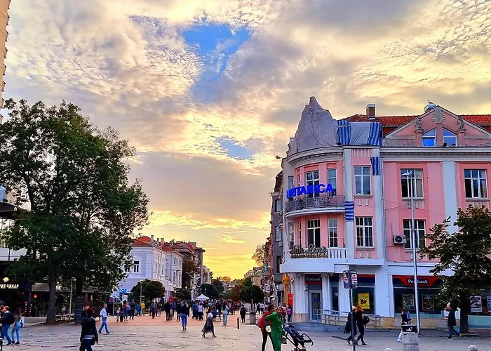 شقة Attic - атик студио فارنا